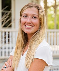 Madelyn Jordan headshot