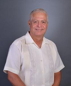 Dr. Javier Arjona-Baez